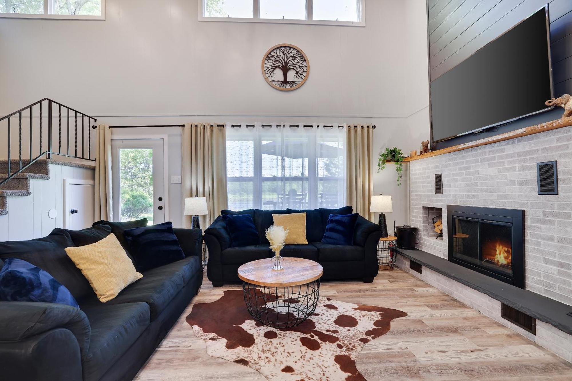 Poconos Brand New Lakefront Oasis 1 Acre, Hottub Gameroom Firepits Talk About Privacy Albrightsville Exterior photo