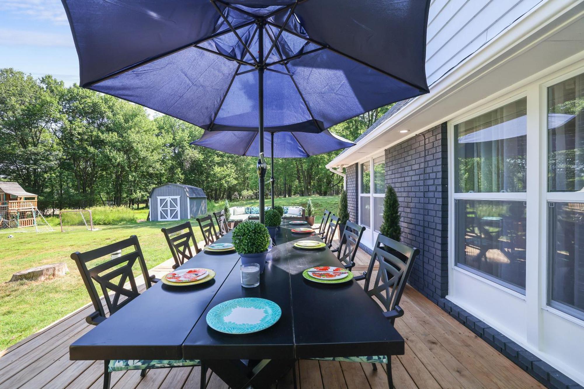 Poconos Brand New Lakefront Oasis 1 Acre, Hottub Gameroom Firepits Talk About Privacy Albrightsville Exterior photo